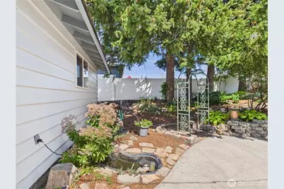 411 N Colorado Avenue, East Wenatchee, WA 98802 - Photo 21