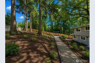 8430 SE 45th Street, Mercer Island, WA 98040 - Photo 19