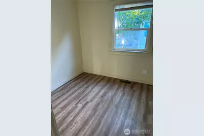 2533 E 3rd Street, Port Orchard, WA 98366 - Photo 11