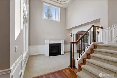 15025 SE 43rd St, Bellevue, WA 98006 - Photo 3
