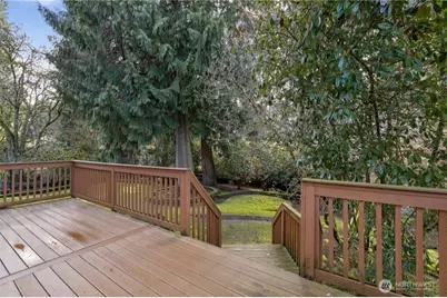 15025 SE 43rd St, Bellevue, WA 98006 - Photo 35