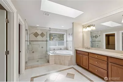 15025 SE 43rd St, Bellevue, WA 98006 - Photo 19