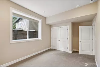 15025 SE 43rd St, Bellevue, WA 98006 - Photo 33