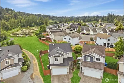 10923 185th Avenue E, Bonney Lake, WA 98391 - Photo 37