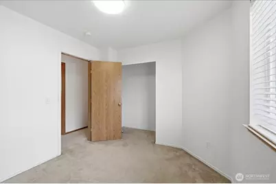 10923 185th Avenue E, Bonney Lake, WA 98391 - Photo 33