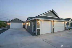 812 N Newport Loop, East Wenatchee, WA 98802 - Photo 35