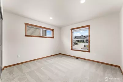 812 N Newport Loop, East Wenatchee, WA 98802 - Photo 25