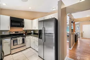 22926 SE 280th Pl, Maple Valley, WA 98038 - Photo 11