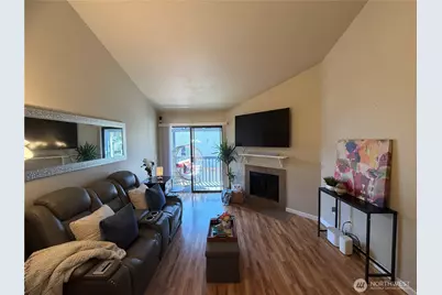 3302 I Street NE #B203, Auburn, WA 98002 - Photo 1