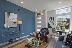 1010A NE 92nd St, Seattle, WA 98115 - Photo 5