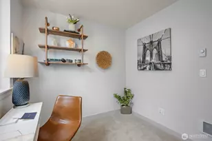 1010A NE 92nd St, Seattle, WA 98115 - Photo 23