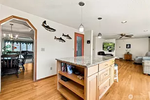 3110 31st Ave SE, Puyallup, WA 98372 - Photo 9