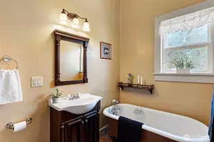 530 Adams St, Port Townsend, WA 98368 - Photo 9
