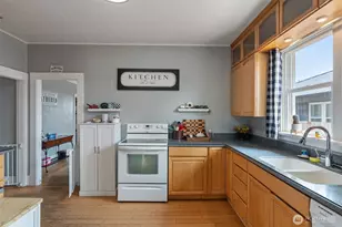 403 2nd Ave NE, Napavine, WA 98565 - Photo 9