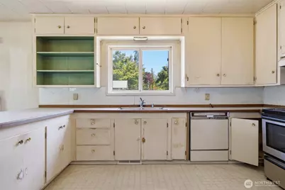 202 S 7th Street, Mount Vernon, WA 98274 - Photo 9