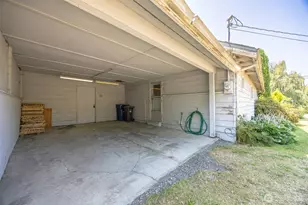 202 S 7th St, Mount Vernon, WA 98274 - Photo 27