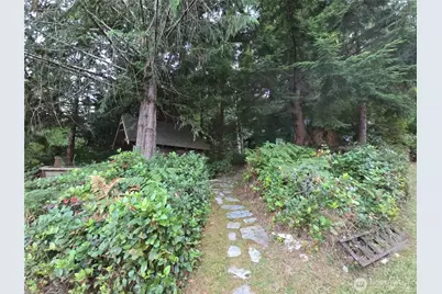 425 W Shore Loop Road, Snohomish, WA 98290 - Photo 5