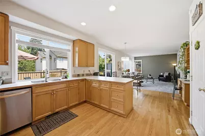 1708 NE 26th Place, Renton, WA 98056 - Photo 15