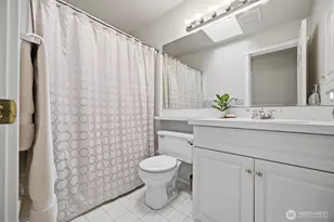 1708 NE 26th Pl, Renton, WA 98056 - Photo 33