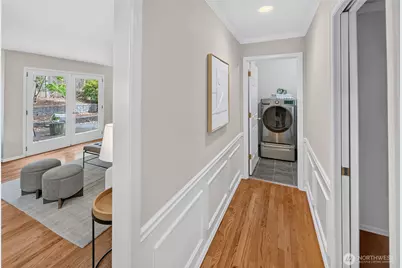 1010 106th Avenue SE, Bellevue, WA 98004 - Photo 19
