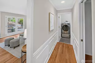 1010 106th Ave SE, Bellevue, WA 98004 - Photo 19