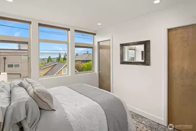 1935 B 7th Avenue W, Seattle, WA 98119 - Photo 25
