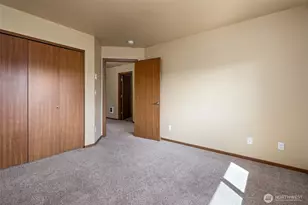 60 NE Melrose Dr, Oak Harbor, WA 98277 - Photo 17