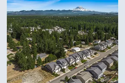 8010 206th Avenue E, Bonney Lake, WA 98391 - Photo 33