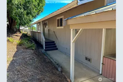 4965 S Camano Drive, Camano Island, WA 98282 - Photo 5