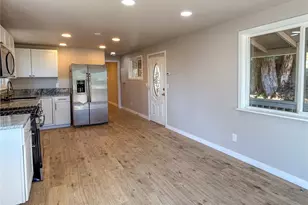 4965 S Camano Dr, Camano Island, WA 98282 - Photo 9