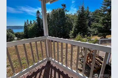 4965 S Camano Drive, Camano Island, WA 98282 - Photo 33