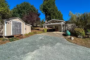 4965 S Camano Dr, Camano Island, WA 98282 - Photo 3