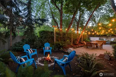300 Bromley Place NW, Bainbridge Island, WA 98110 - Photo 27