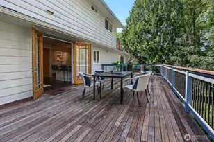 9652 42nd Ave NE, Seattle, WA 98115 - Photo 25