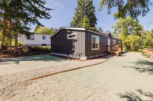 5212 5th St, Bremerton, WA 98312 - Photo 1