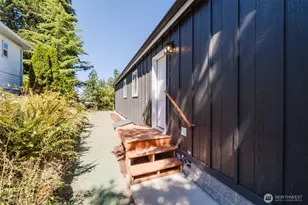 5212 5th St, Bremerton, WA 98312 - Photo 27