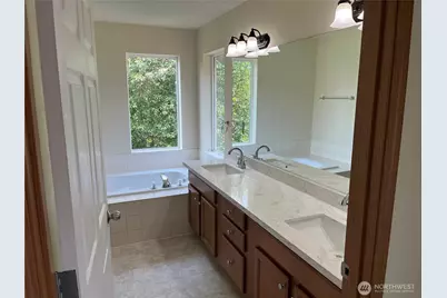 2215 190th Street E, Tacoma, WA 98445 - Photo 19