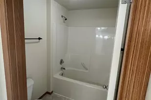 2215 190th St E, Tacoma, WA 98445 - Photo 17