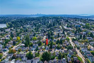 523 N 70th St, Seattle, WA 98103 - Photo 21