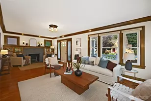 523 N 70th St, Seattle, WA 98103 - Photo 3