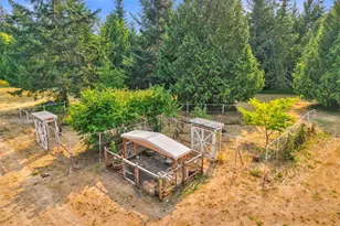 25613 Tytler Rd NE, Poulsbo, WA 98370 - Photo 31