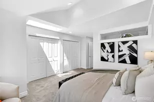 402 Aloha St, Seattle, WA 98109 - Photo 15