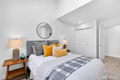 402 Aloha Street, Seattle, WA 98109 - Photo 19