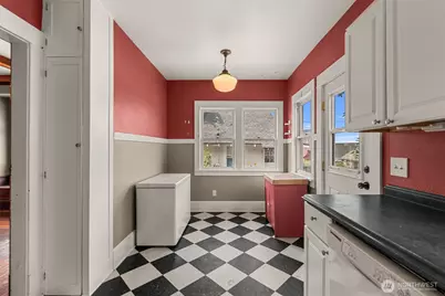 311 Okanogan Avenue, Wenatchee, WA 98801 - Photo 17