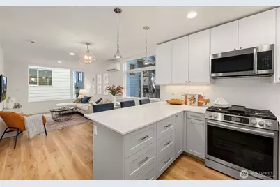 3640 A 13th Avenue W, Seattle, WA 98119 - Photo 5