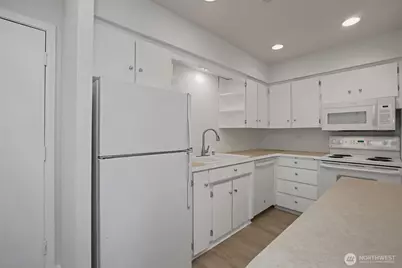440 St. Helens Avenue #305, Tacoma, WA 98402 - Photo 9