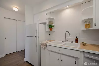 440 St. Helens Avenue #305, Tacoma, WA 98402 - Photo 7