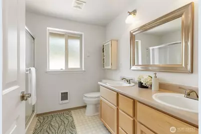4707 NW Walgren Drive #B-203, Silverdale, WA 98383 - Photo 19