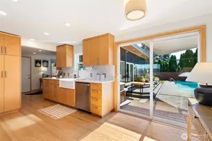 927 NW 105th St, Seattle, WA 98177 - Photo 5