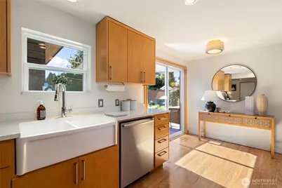 927 NW 105th Street, Seattle, WA 98177 - Photo 7